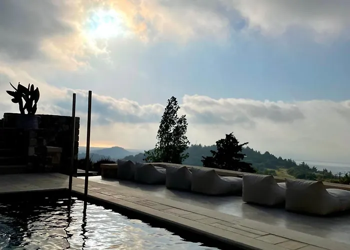 Anamnezia Luxury Suites (Adults Only)